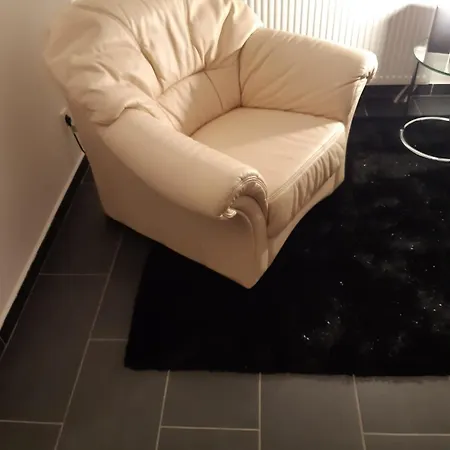 Schalke Gelsenkirchensie Wollen Guenstig Und Komfortabelwir Auch Fuer Unsere Bestendie Gaeste Appartement *