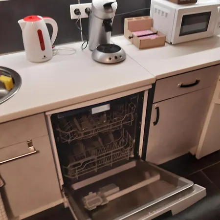 Apartament Schalke Gelsenkirchensie Wollen Guenstig Und Komfortabelwir Auch Fuer Unsere Bestendie Gaeste *