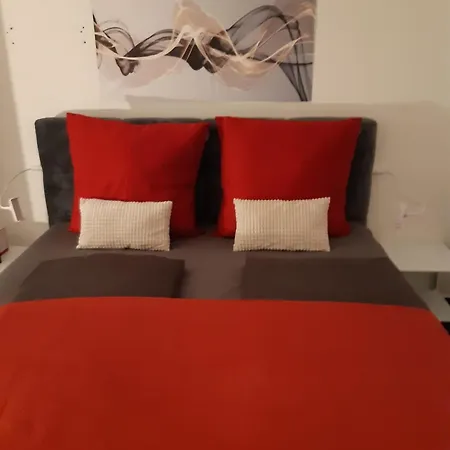 Schalke Gelsenkirchensie Wollen Guenstig Und Komfortabelwir Auch Fuer Unsere Bestendie Gaeste Gelsenkirchen