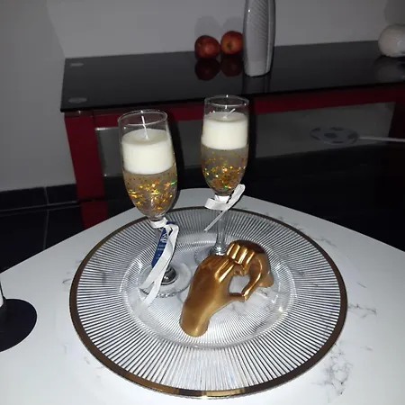 Schalke Gelsenkirchensie Wollen Guenstig Und Komfortabelwir Auch Fuer Unsere Bestendie Gaeste Apartament Gelsenkirchen