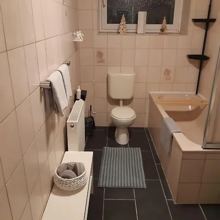 Schalke Gelsenkirchensie Wollen Guenstig Und Komfortabelwir Auch Fuer Unsere Bestendie Gaeste