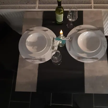 Schalke Gelsenkirchensie Wollen Guenstig Und Komfortabelwir Auch Fuer Unsere Bestendie Gaeste Apartament