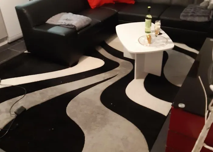 Schalke Gelsenkirchensie Wollen Guenstig Und Komfortabelwir Auch Fuer Unsere Bestendie Gaeste 公寓